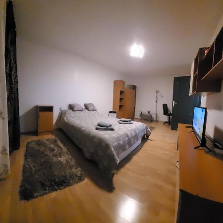 Studio Bdn Sîngeorgiu de Mureş Exteriér fotografie